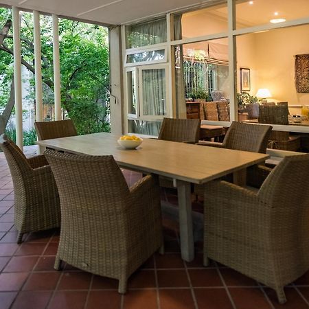 Melrose Place Guest Lodge Johannesburgo Exterior foto