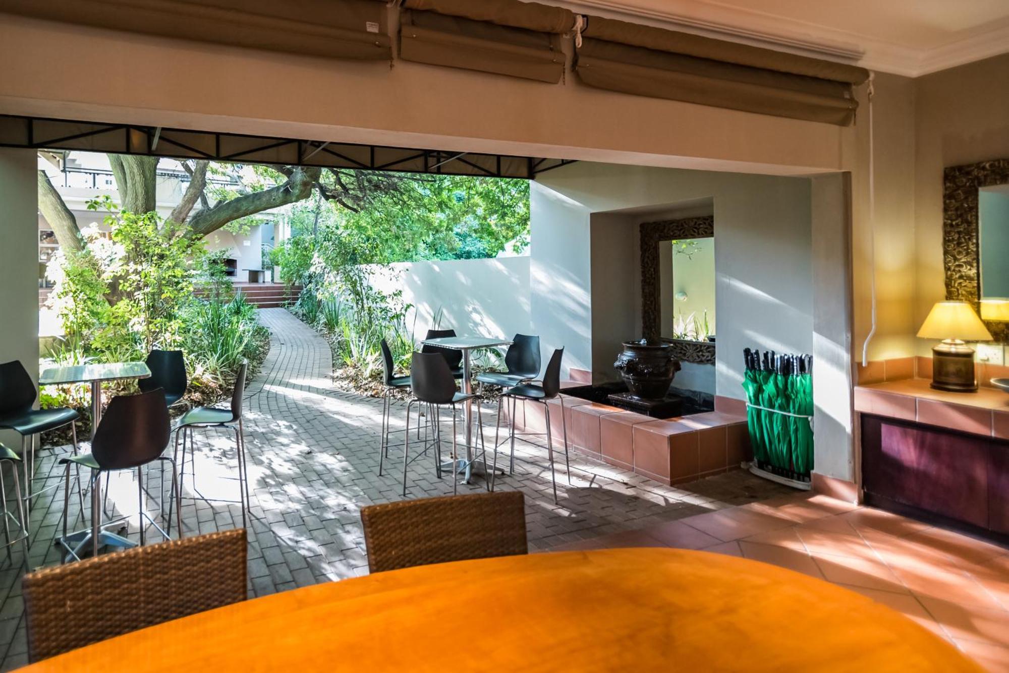 Melrose Place Guest Lodge Johannesburgo Exterior foto